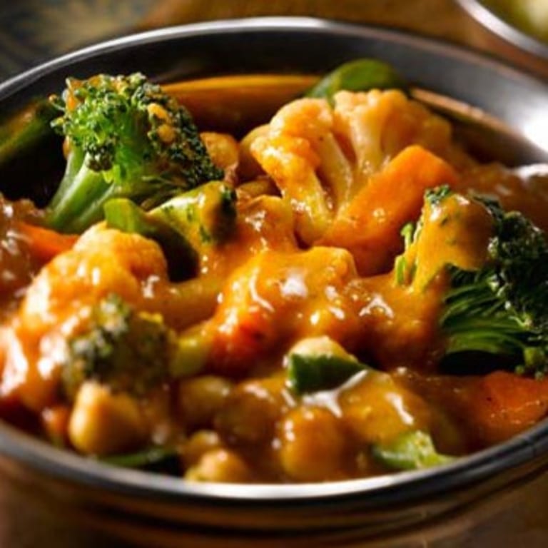 Savor Our Lunch Offerings